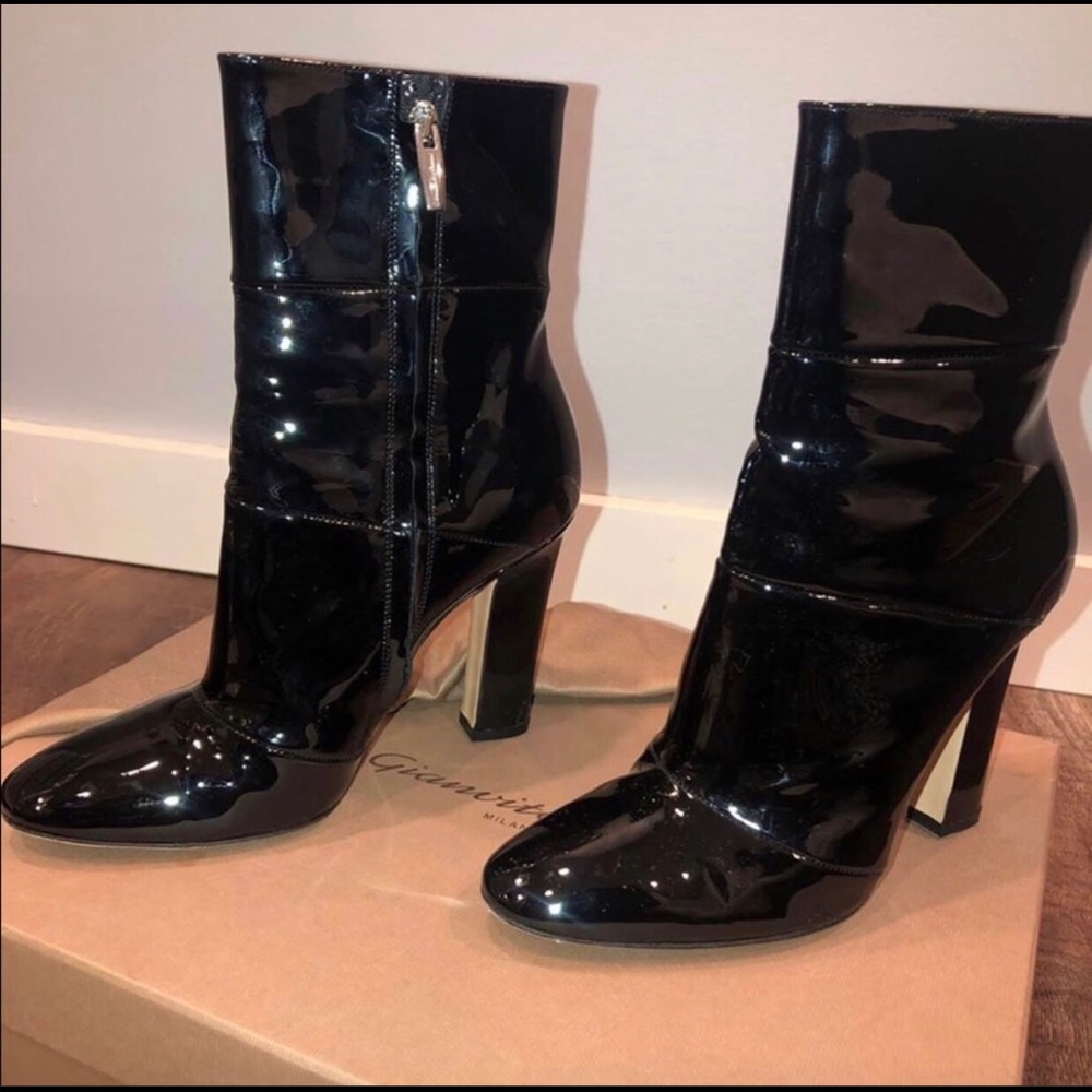 Gianvito Rossi Black Leather Brandy Boots